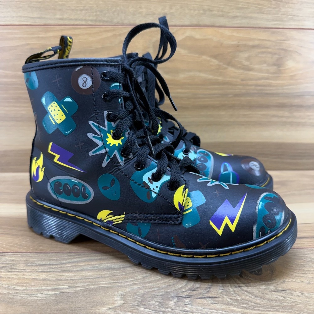 DR MARTENS Junior Sticker Print Combat Boot Kids Size 4 Black Leather Alien Cool - Picture 2 of 11